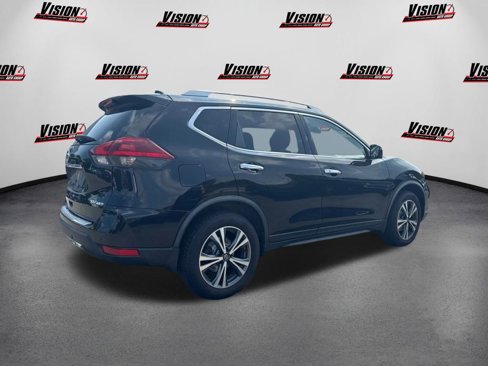 Used 2019 Nissan Rogue SV w/ Premium Package image 5