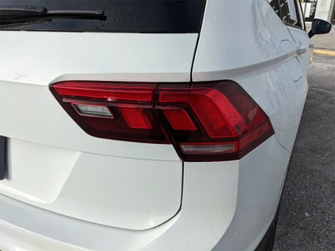 Certified 2021 Volkswagen Tiguan S image 10