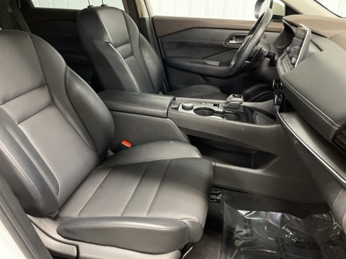 Used 2022 Nissan Rogue SV w/ SV Premium Package image 20