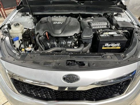 Used 2012 Kia Optima LX w/ Convenience Pkg image 7