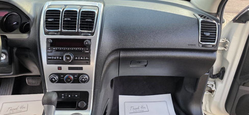 Used 2010 GMC Acadia SL image 13