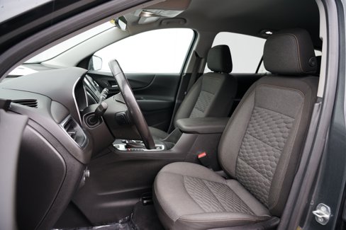 Used 2018 Chevrolet Equinox LT image 12