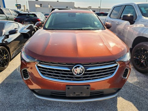 Used 2022 Buick Envision Essence w/ Safety Package image 2