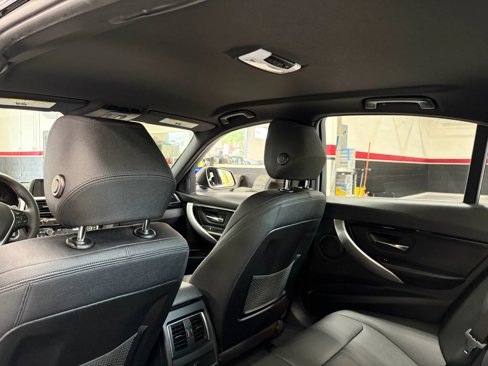 Used 2018 BMW 330i xDrive Sedan image 25