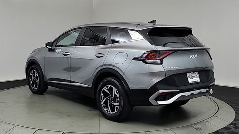 Used 2024 Kia Sportage LX image 5