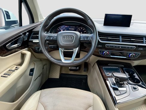 Used 2018 Audi Q7 3.0T Prestige w/ Prestige Package image 23