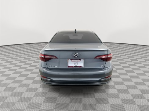 Used 2022 Volkswagen Jetta SE image 7