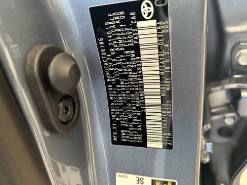 Used 2024 Toyota Corolla LE image 34