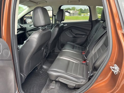 Used 2017 Ford Escape Titanium image 16