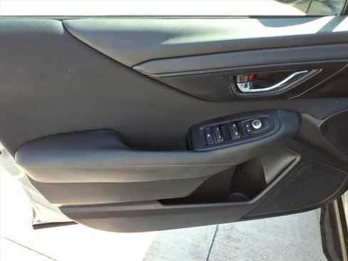 Used 2023 Subaru Outback Premium image 18