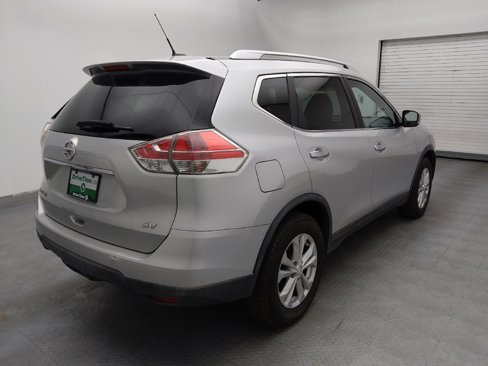 Used 2016 Nissan Rogue SV image 9
