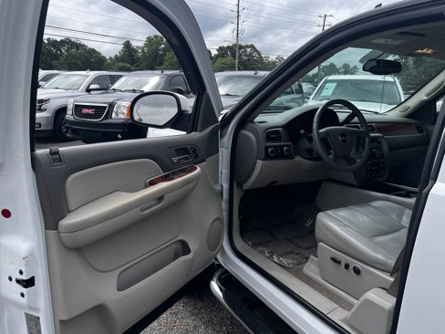 Used 2008 GMC Sierra 1500 SLT w/ SLT Preferred Package image 11