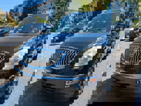 Used 2009 Buick Enclave CXL w/ Entertainment Package #2 image 2