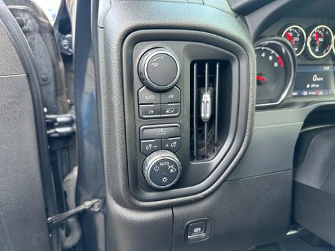 Used 2021 Chevrolet Silverado 1500 Custom w/ Safety Confidence Package image 18