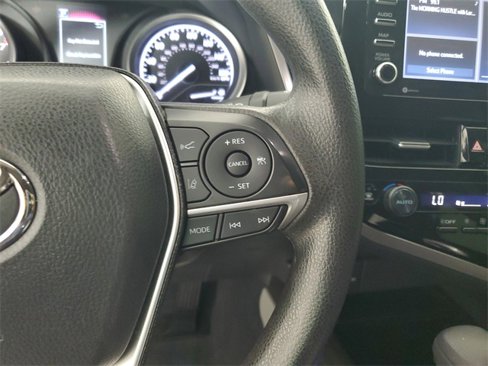 Used 2024 Toyota Camry LE image 25