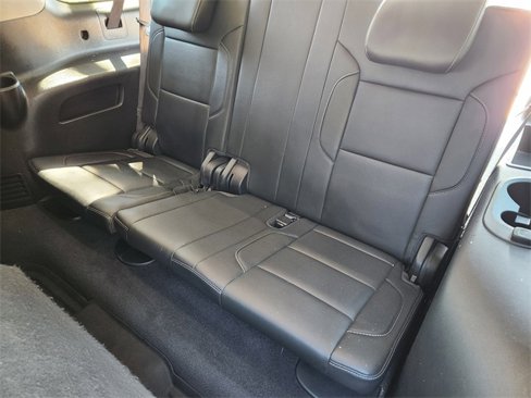 Used 2020 Chevrolet Suburban LT image 31