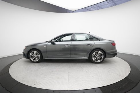 Used 2025 Audi A4 2.0T Premium image 24