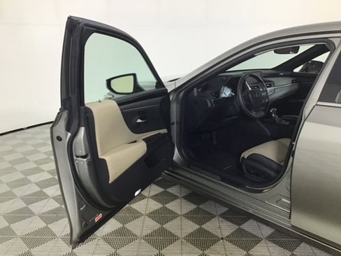 Used 2019 Lexus ES 350 Luxury image 10