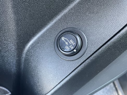 Certified 2020 Chevrolet Equinox LT image 30