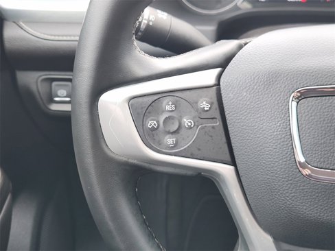 Used 2023 GMC Acadia SLT image 25