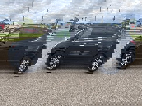 Used 2017 Chevrolet Traverse LT image 6