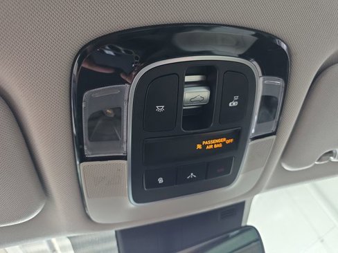 Used 2020 Hyundai Sonata Limited w/ Preferred Accessory Package image 26