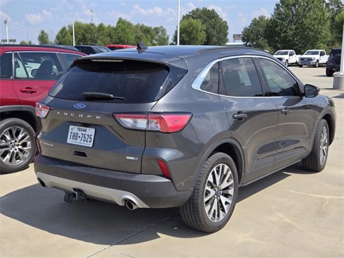 Used 2020 Ford Escape Titanium image 7