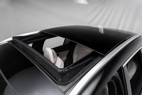 New 2025 Mercedes-Benz GLC 300 4MATIC image 5