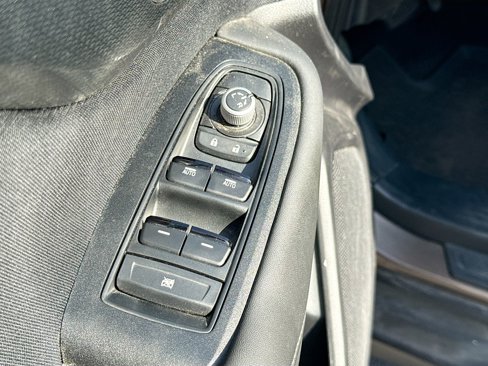 Used 2022 Subaru Outback Premium image 17