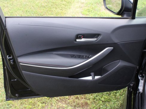Used 2024 Toyota Corolla SE image 14