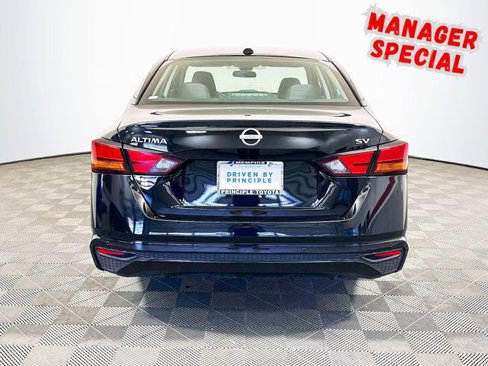 Used 2023 Nissan Altima 2.5 SV image 7