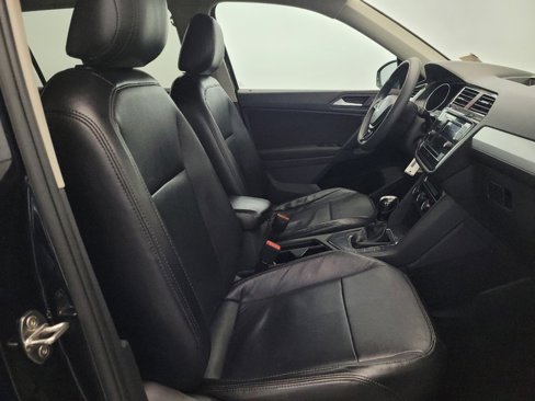 Used 2019 Volkswagen Tiguan S image 21