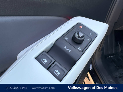 Used 2021 Volkswagen ID.4 1st Edition w/ ID.4 Protection Package image 22