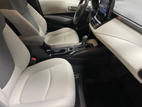 Certified 2022 Toyota Corolla LE image 35