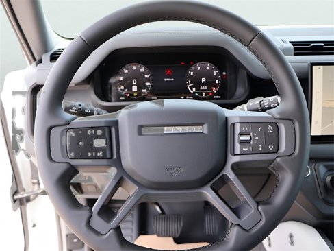 New 2025 Land Rover Defender 110 S image 32