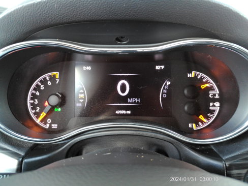 Used 2019 Jeep Grand Cherokee Laredo image 31