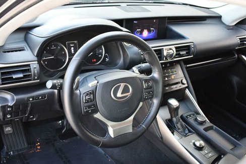 Used 2018 Lexus IS 300 image 44