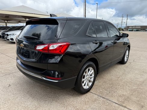 Used 2018 Chevrolet Equinox LS image 7