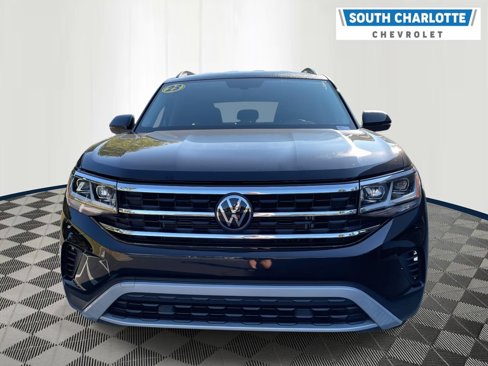 Used 2023 Volkswagen Atlas SE image 2