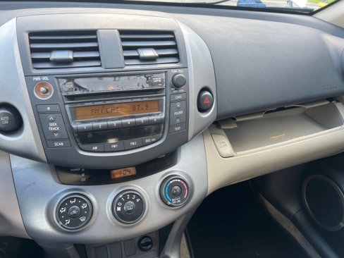Used 2006 Toyota RAV4 2WD image 14