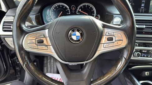 Used 2016 BMW 750i xDrive 750i xDrive image 12