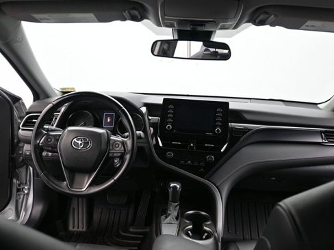 Used 2021 Toyota Camry SE image 24