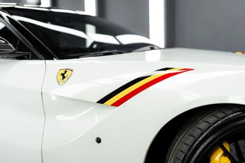 Used 2015 Ferrari F12 Berlinetta image 11