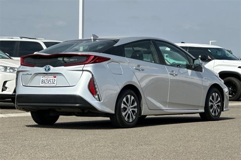 Certified 2021 Toyota Prius Prime LE image 5
