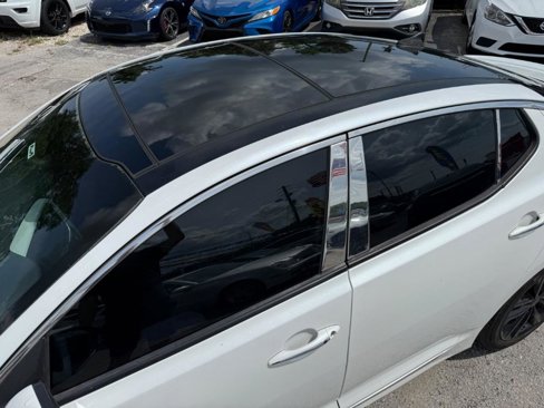 Used 2014 Kia Optima SX image 9