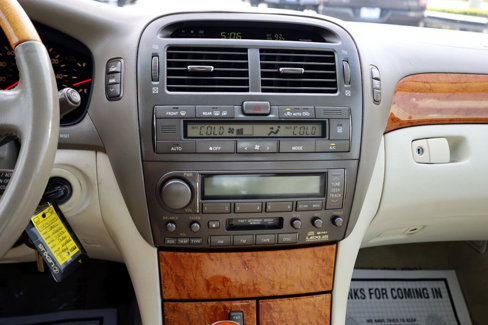 Used 2001 Lexus LS 430 image 10