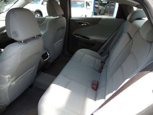 Used 2018 Chevrolet Malibu LT image 6