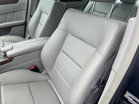 Used 2012 Mercedes-Benz E 350 4MATIC Sedan image 7