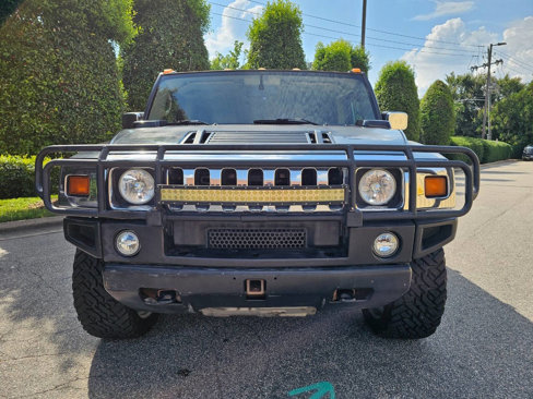 Used 2003 HUMMER H2 w/ Preferred Equipment Group image 8
