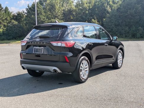 Certified 2022 Ford Escape S image 4